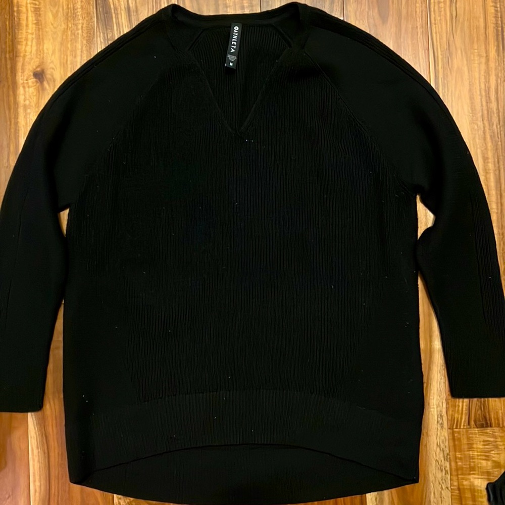 Athleta black vneck sweater